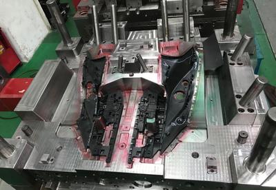 Automotive Plastic Injection Mould-JW20510203135